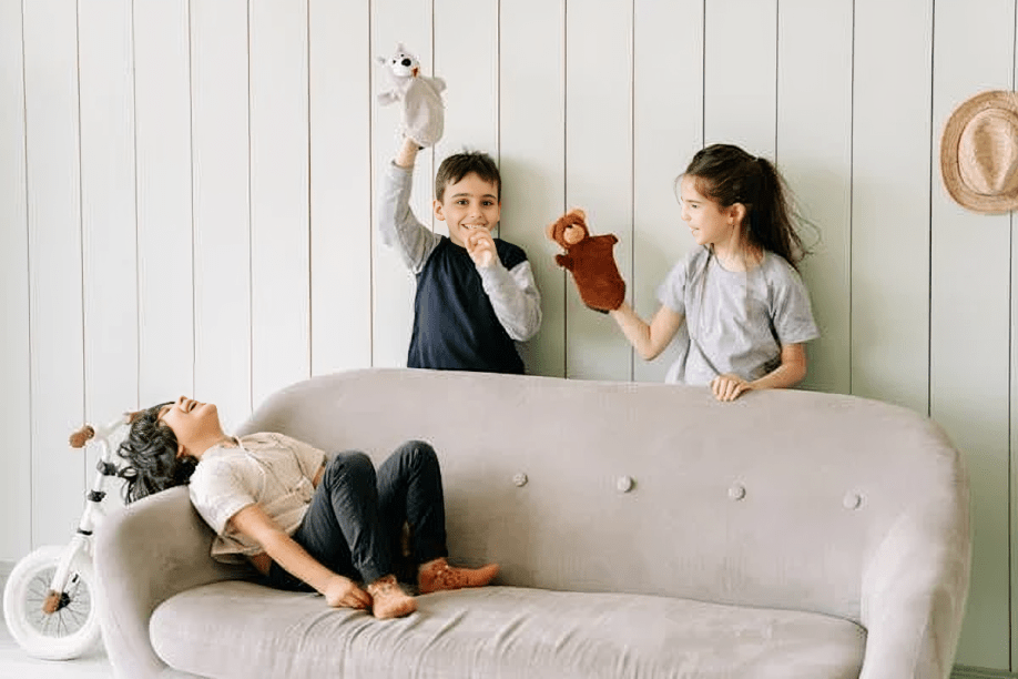 Read more about the article Βιωματική διδασκαλία μέσα από θεατρικές δραστηριότητες για παιδιά